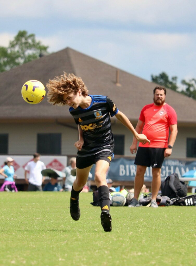 RRaidersBSoccer's tweet photo. Good Luck to all the Raiders as they hit the pitch for Club soccer! Keep working on those mad skills for Spring! ๐ธ Cred Aunt Carol @RAIDERSonGarth @UnitedSoccerHsv @northalabamasc #RaiderReady https://t.co/syU1K8e8cJ