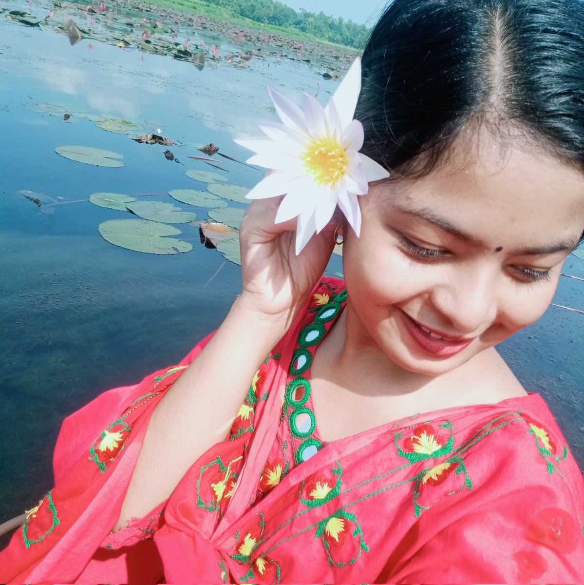 MITHILA39685212's tweet photo. #poddobill🪷 https://t.co/SeX6sLgqpD