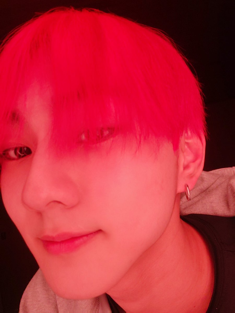 enhypenweverse's tweet photo. [ #정원’s Post ] 220913

#JUNGWON: Butcher shop vibe~

@ENHYPEN_members @ENHYPEN #ENHYPEN #엔하이픈 https://t.co/3rft9HFczY
