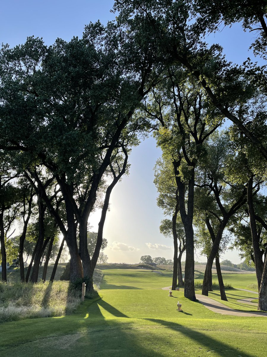 Big shout out to @griess_cory and the Dunes Crew for keeping Prairie Dunes firm, fast, and gorgeous in a very tough climate zone. We are a spoiled bunch. #ThankASuper