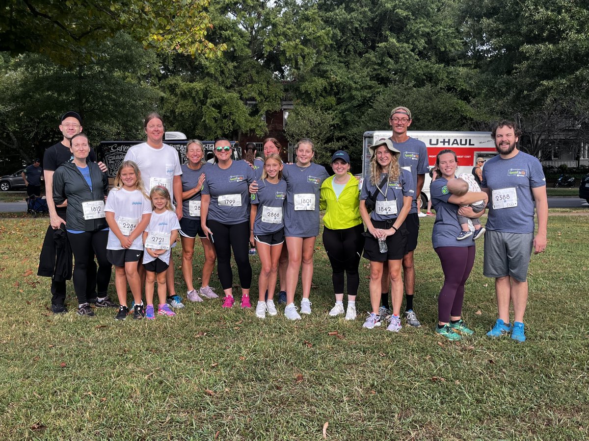SingleStoneTech's tweet image. We put together a team for @ckgfoundation&apos;s 9th Annual #SpeakUp5k🏃💚to support eliminating the stigma surrounding mental health. Our team joined in person at Byrd Park and the virtual run/walk for folks outside RVA. Great work to everyone who participated!  #bettertogether