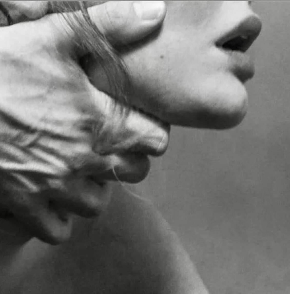 BeeDoll29's tweet photo. Your hand around my neck. Some would say danger, violence, abuse. I feel home, protection, owned, cared. I know myself to be yours. #bdsmlovers #bdsmsubmissive #dsdynamics https://t.co/DkFha8pVSU
