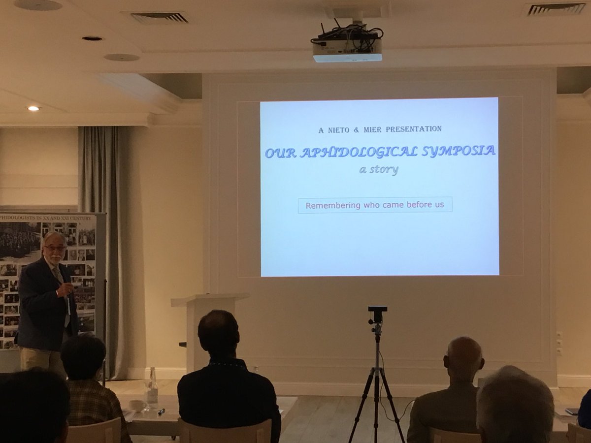ColinFavret's tweet photo. Juan Manuel Nieto Nafría presents a history of the International Symposia on Aphids with lots of wonderful pictures! #11ISA https://t.co/tnMnCoBv2Y