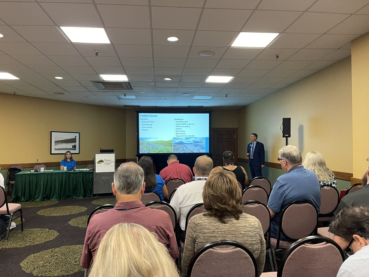 kim_hodo's tweet photo. Another packed house at @Mocities Conference session on BIL Discretionary Grant Programs. #MML22 https://t.co/8kZTufFXRa