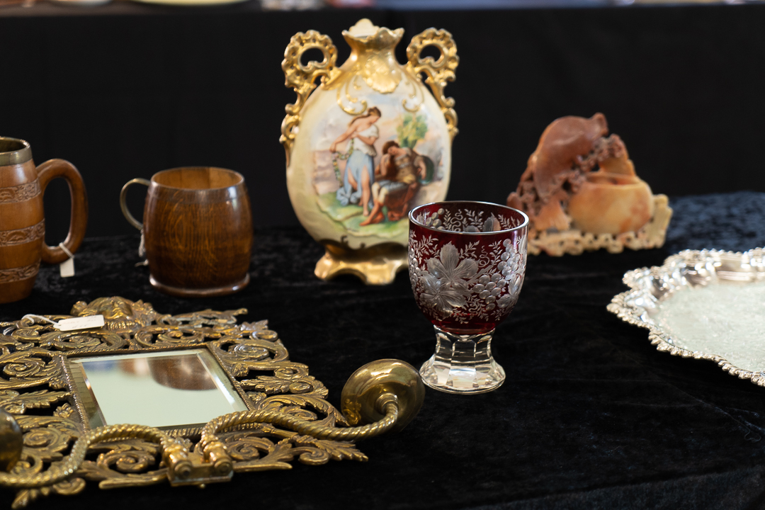 HiddenFairs's tweet photo. Here are just a few pictures from our last antique fair at Colston Hall Gerrards Cross. We are next at sl9 7ad on 8th Oct 9 - 3 https://t.co/FtXitCOw04