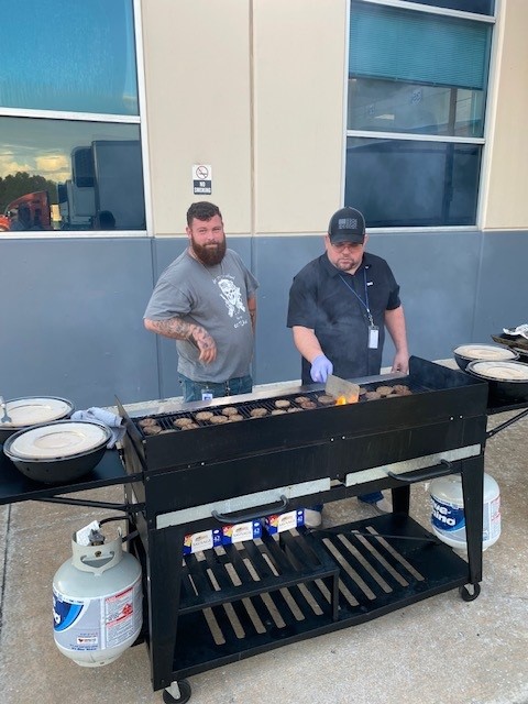 HoganTransport's tweet photo. Driver Appreciation Breakfast BBQ! George & his team in Plant City, FL are cooking up 360 eggs for their drivers this morning. #AppreciationWeek #HoganDrivers #TeamHogan https://t.co/Zc0ENRB60S