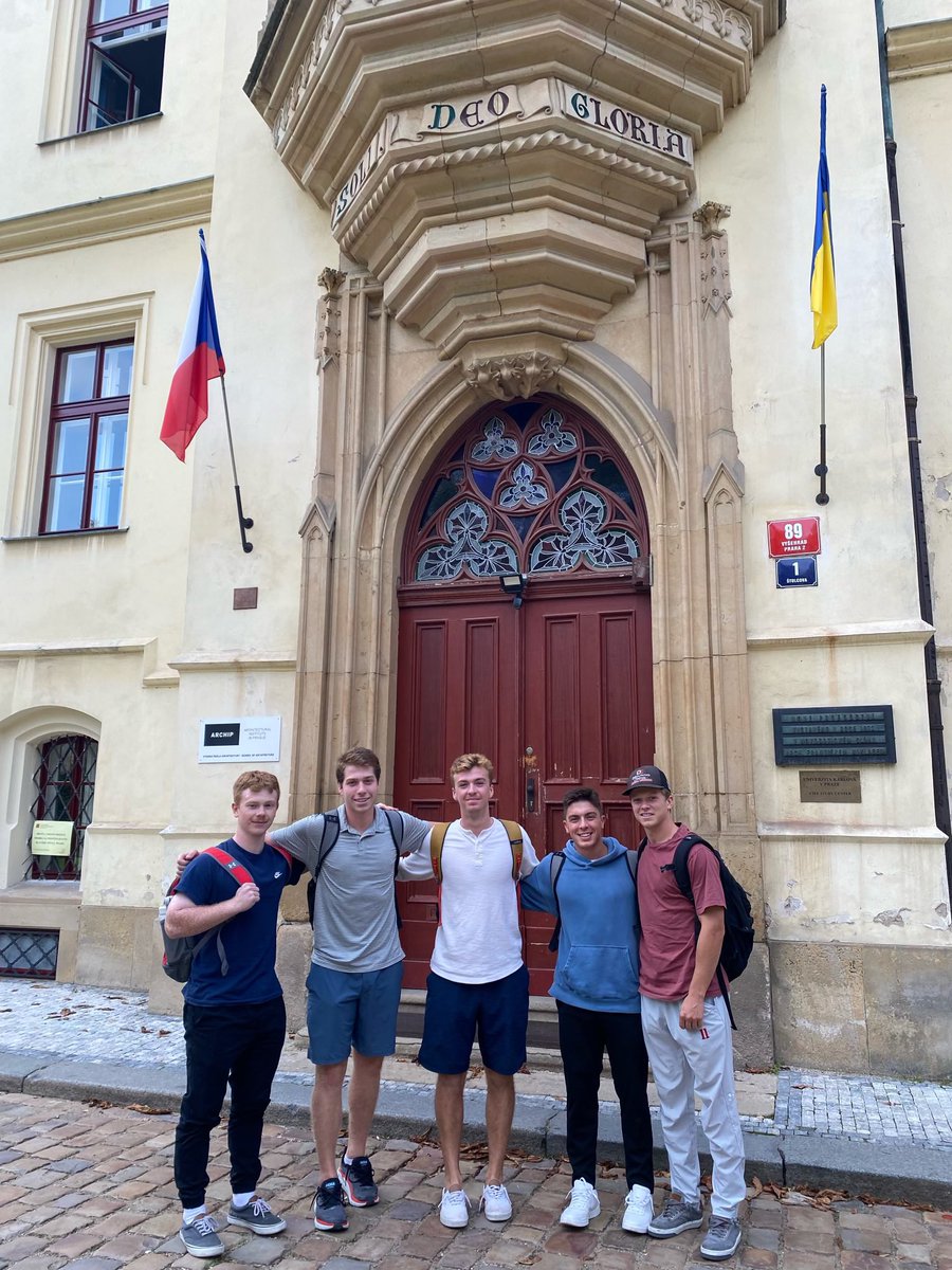 Our crew in Prague appreciates the support of Saints Lacrosse!! #family #semesterabroad        givecampus.com/schools/StLawr…