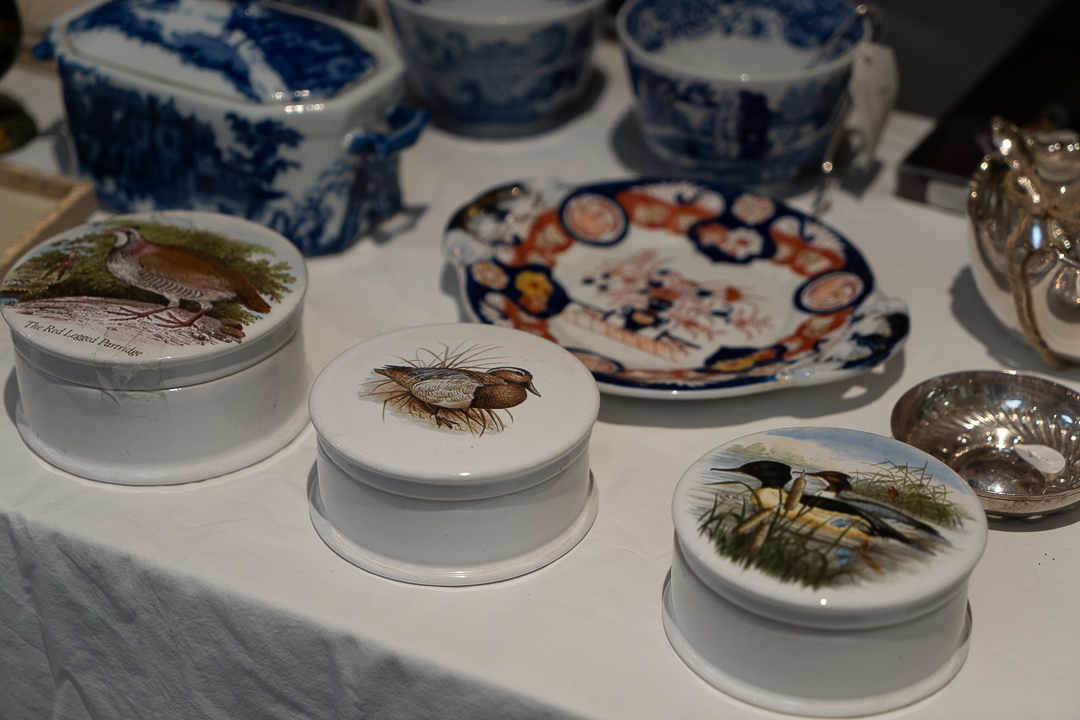 HiddenFairs's tweet photo. Here are just a few pictures from our last antique fair at Colston Hall Gerrards Cross. We are next at sl9 7ad on 8th Oct 9 - 3 https://t.co/JgbqcVbGQV