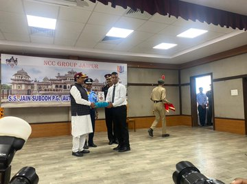 proshillong's tweet photo. Raksha Rajya Mantri Shri @AjaybhattBJP4UK felicitated  the conscientious NCC cadets who showed courage on various occasions at SS Jain Subodh PG College.
@HQ_DG_NCC @nccner @SpokespersonMoD https://t.co/n45ARCHF17