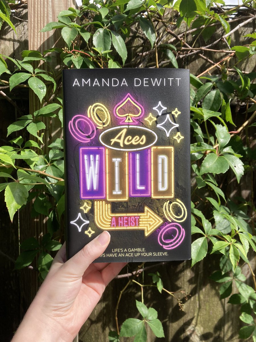 After 7 years, 5 manuscripts, and 2 agents…it’s today! ACES WILD is out into the world like a beautiful baby bird ♠️✨ All the thanks in the world to @AshleyHearn and everyone at @peachtreeteen and to @CateHart for getting it in their hands