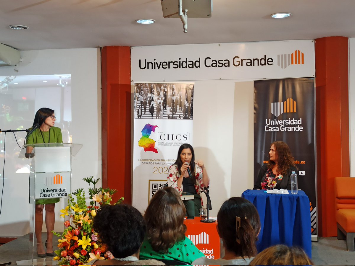 CIICSEcuador's tweet photo. Compartimos con ustedes imágenes de lo que fue el 1er Día del IV Congreso #CIICS2022 con nuestra Conferencista Dra. Carina Kaplan @CarinaKaplan9 @ingridriosr @CIICSEcuador @ucasagrande @FundacionCinde @Poligran https://t.co/Lo17sHYjbZ