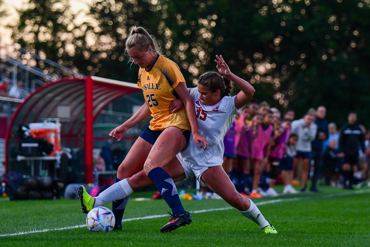 NCAASoccer's tweet photo. Vote for the #NCAASoccer Women's Photo of the Week 📸

1️⃣ @RUWSoccer Fight to the finish 💪
2️⃣ @MSU_wsoccer Hug it out 🤗
3️⃣ @IUPUIWSOC That winning feeling 🏆
4️⃣ @PennStateWSOC HYPED 💥 https://t.co/xY64n1uVkU