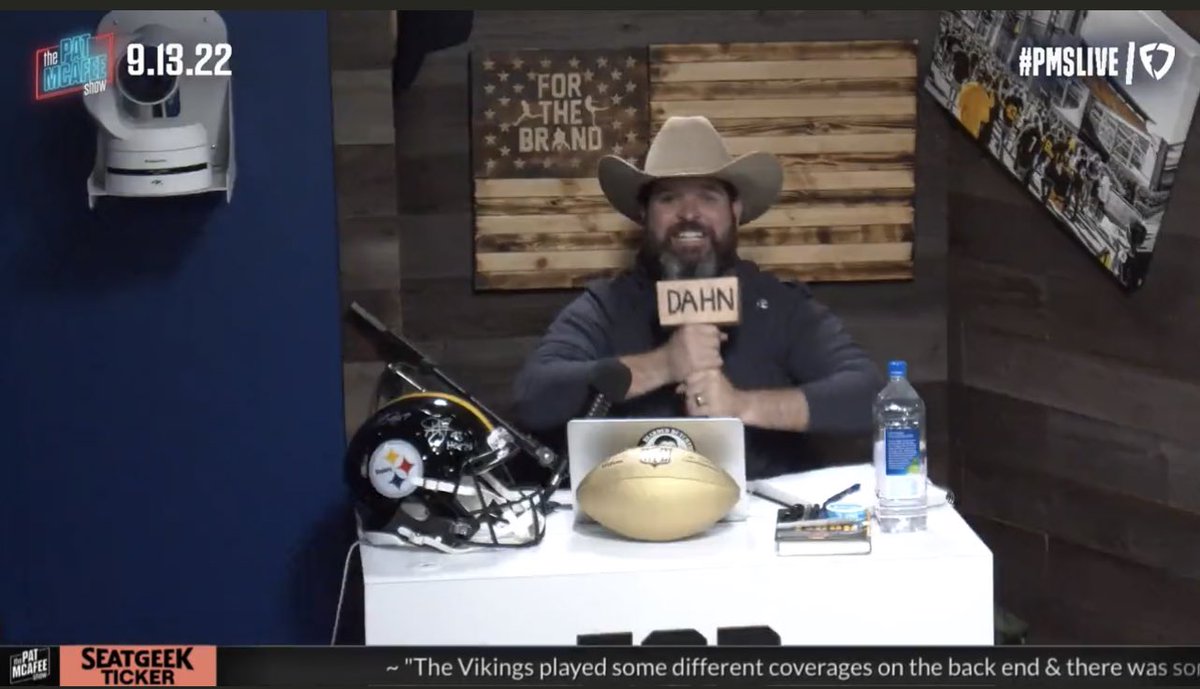 BleekerBryce's tweet photo. @PatMcAfeeShow #PMSARTisBack Happy for @ToneDigz , @nickmaraldo and @andrewzephier for the Stillers getting a win in Week 1 and the bears, BEAR DAHN!, pulling off a big win for @VivalaZito and @TonyStruwe 

$BBleek99 https://t.co/cDZdSjeHam