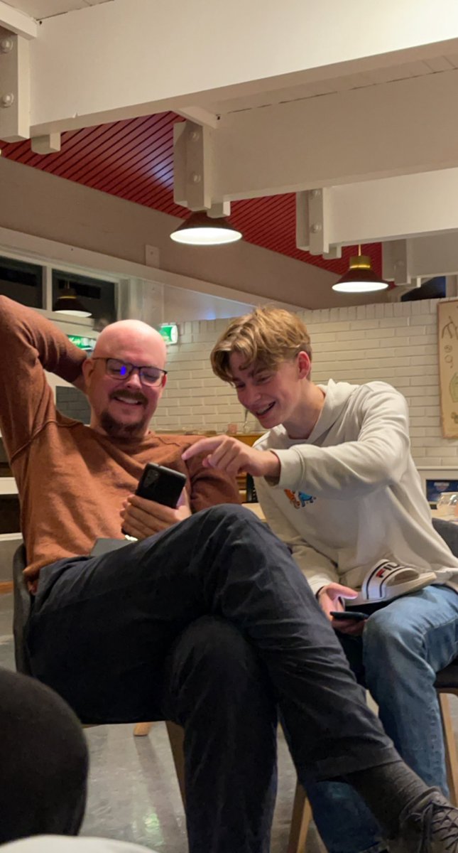 Stianstorstefan's tweet photo. E med #ole han e #tilsyn #hanerskummel https://t.co/vO6Z2BFicu