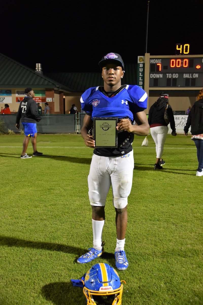 From our @BowlWeek At Camping World Stadium HS @AllAmericaBowl MVP Jalen Carr @javarri_5 will likely go from HS All America to D1 @TropicalBowlUSA All America Sr. Congrats Jalen Player of the Week - 98 yard Kick Return TD