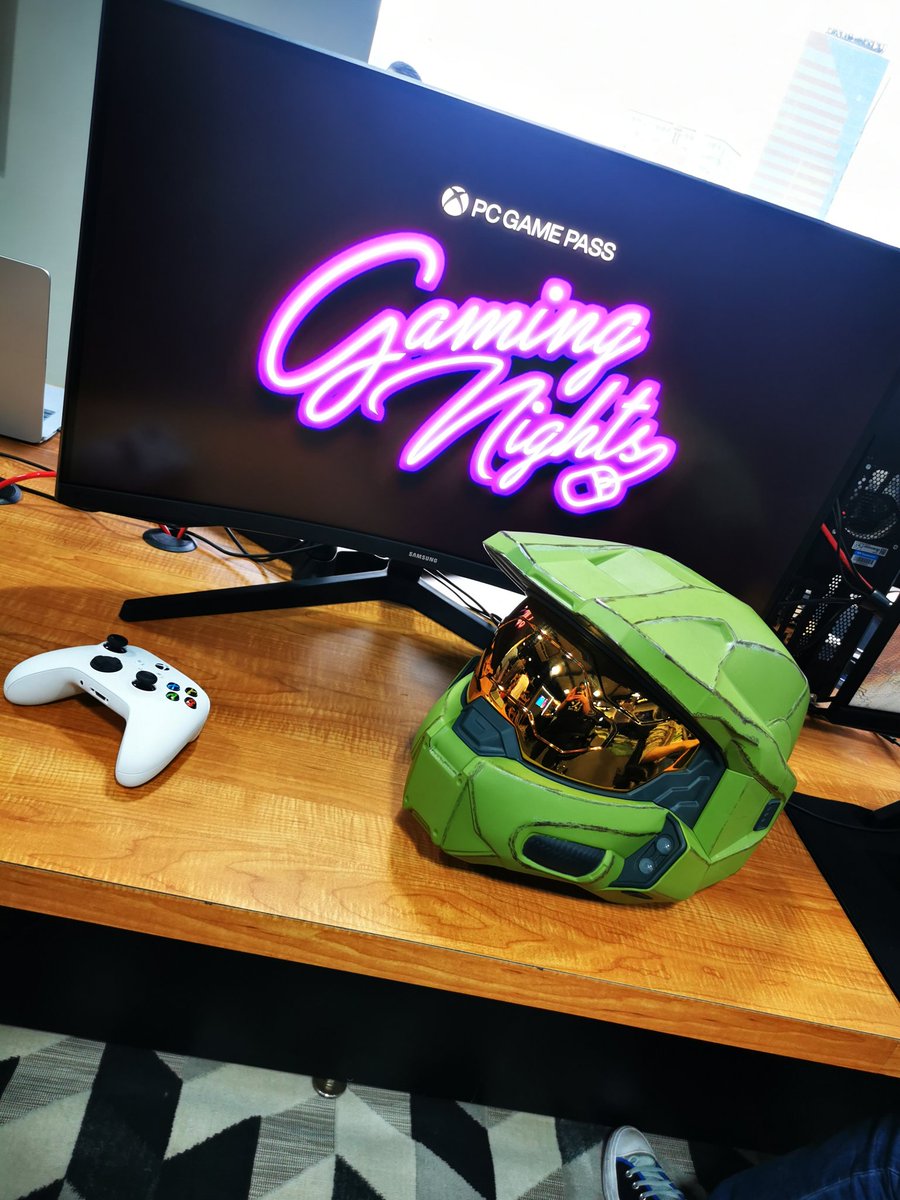 MichaelTonyZ's tweet photo. Que bonito es formar parte del primer evento #PCGamingNights 🖱️💚

Otra experiencia más en el #XboxLoft con retas, torneos y Pizza! Mientras que conmemoramos sus 100k seguidores de la comunidad de @XGP_PC_LATAM ✨

Muchas gracias por la invitación. 🙌🏻 https://t.co/9rn8lFKfHf