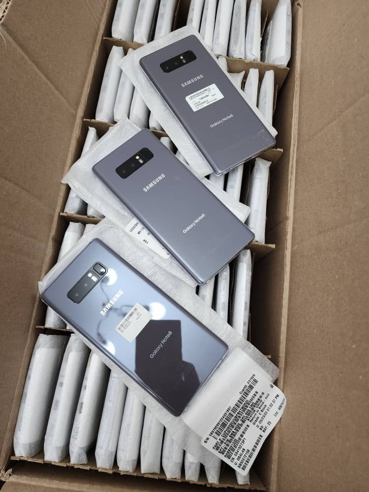 DreamsItech's tweet photo. Note 8 disponible pour le boulot très bonne performance et une très bonne autonomie disponible a AKWA 697886911 https://t.co/AVDXPi6BP5