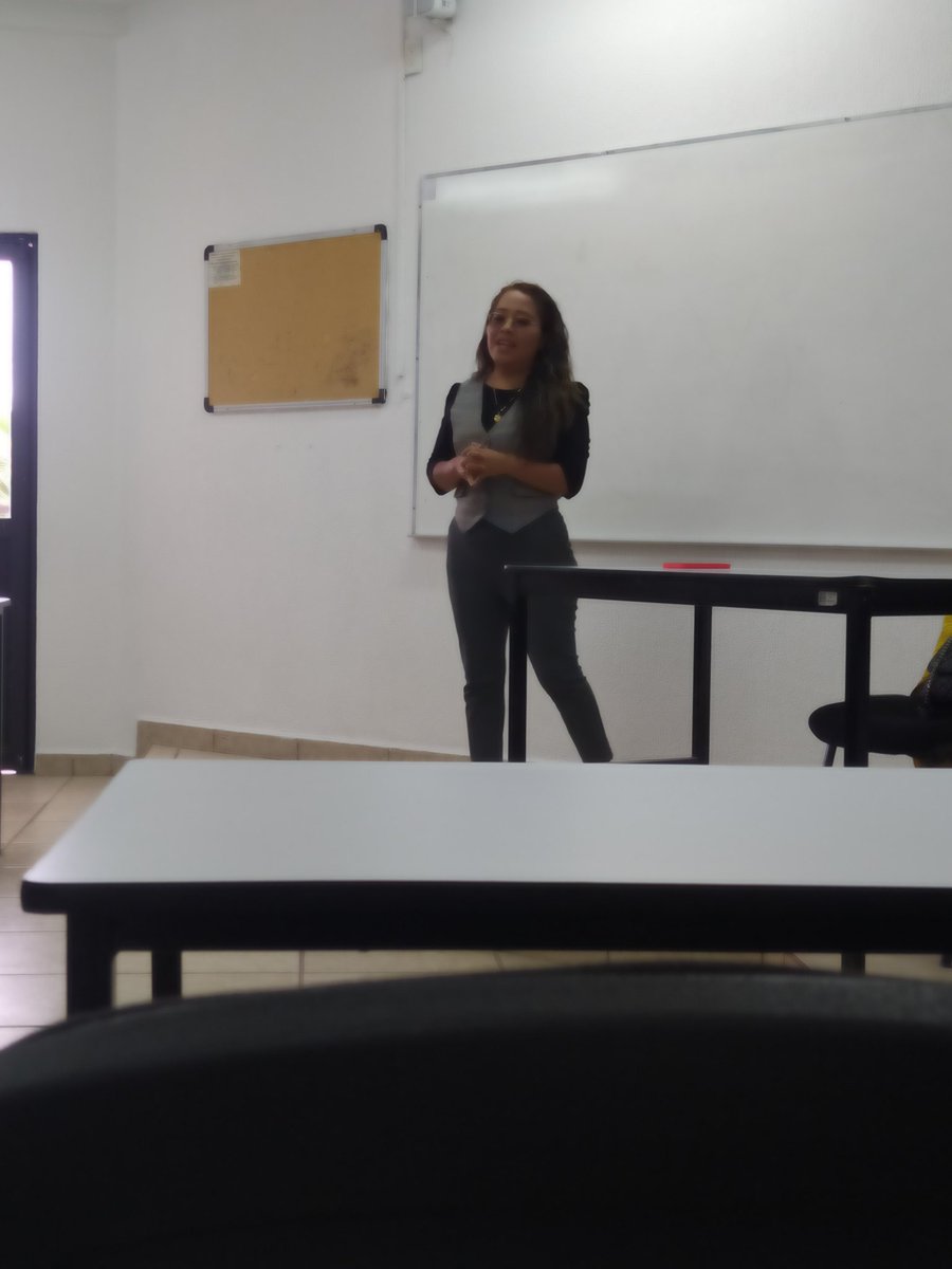 CarlosJDG01's tweet photo. Excelentes recomendaciones y gran conocimiento comparte Elvia Cruz (@cruz_elvia), directora y fundadora de @MTPNoticias, a los alumnos de la facultad de ciencias de la comunicación (@fccombuap) de la @BUAPoficial https://t.co/iYFMm4tEDP