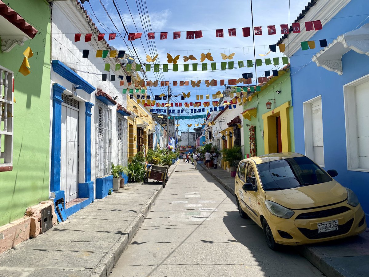 Cartagena’s Getsemani neighbourhood may be the most colourful place I’ve ever seen. 🎨

#getsemani #cartagena #cartagenacolombia