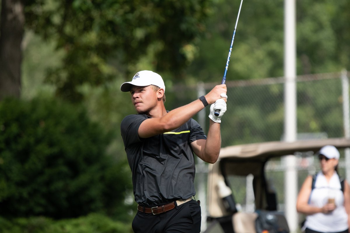 WrightStateGolf's tweet photo. Raiders finish 2nd at Golfweek Fall Challenge at -26, including a -13 final round team card today.

»Tyler Goecke: 2nd
»Mikkel Mathiesen: t9th
»Cole Corder: t16th
»Shane Ochs: t16th
»Andrew Flynn: 47th
»Davis Root: 54th

⛳️Results: https://t.co/Hwewf2JaxU
#RaiderUP | #FullRaid https://t.co/hHbxLSMnfg