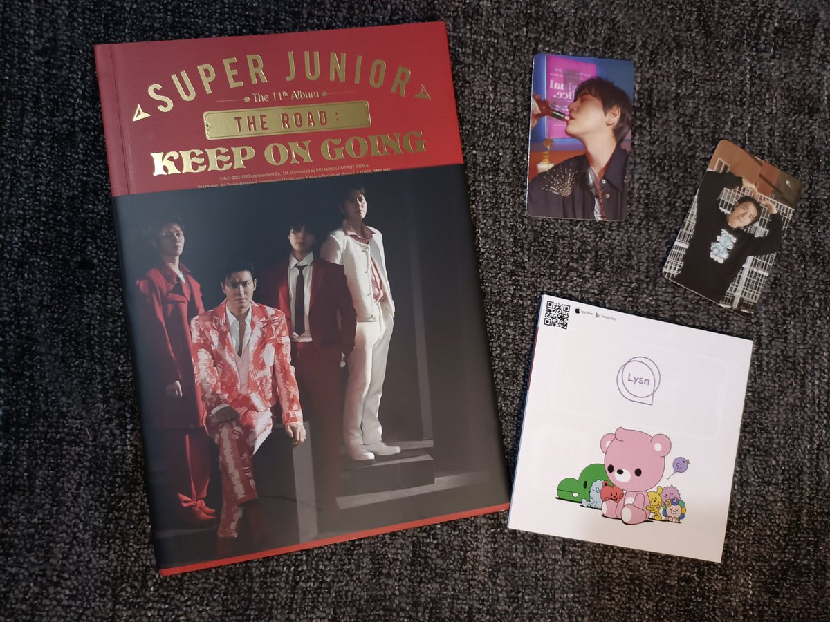 mmc_bujhoy's tweet photo. Love it! Got KH & DH Photo Card.
#SuperJunior
#TheRoadKeepOnGoing
#StreetVersion https://t.co/u01GgjueEn