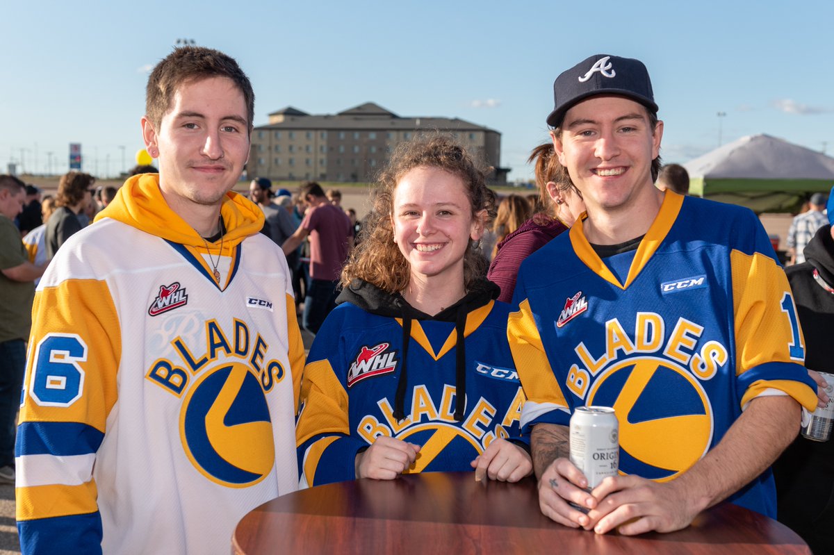 BladesHockey's tweet photo. Beer gardens the whole time! https://t.co/fR0atnUai4