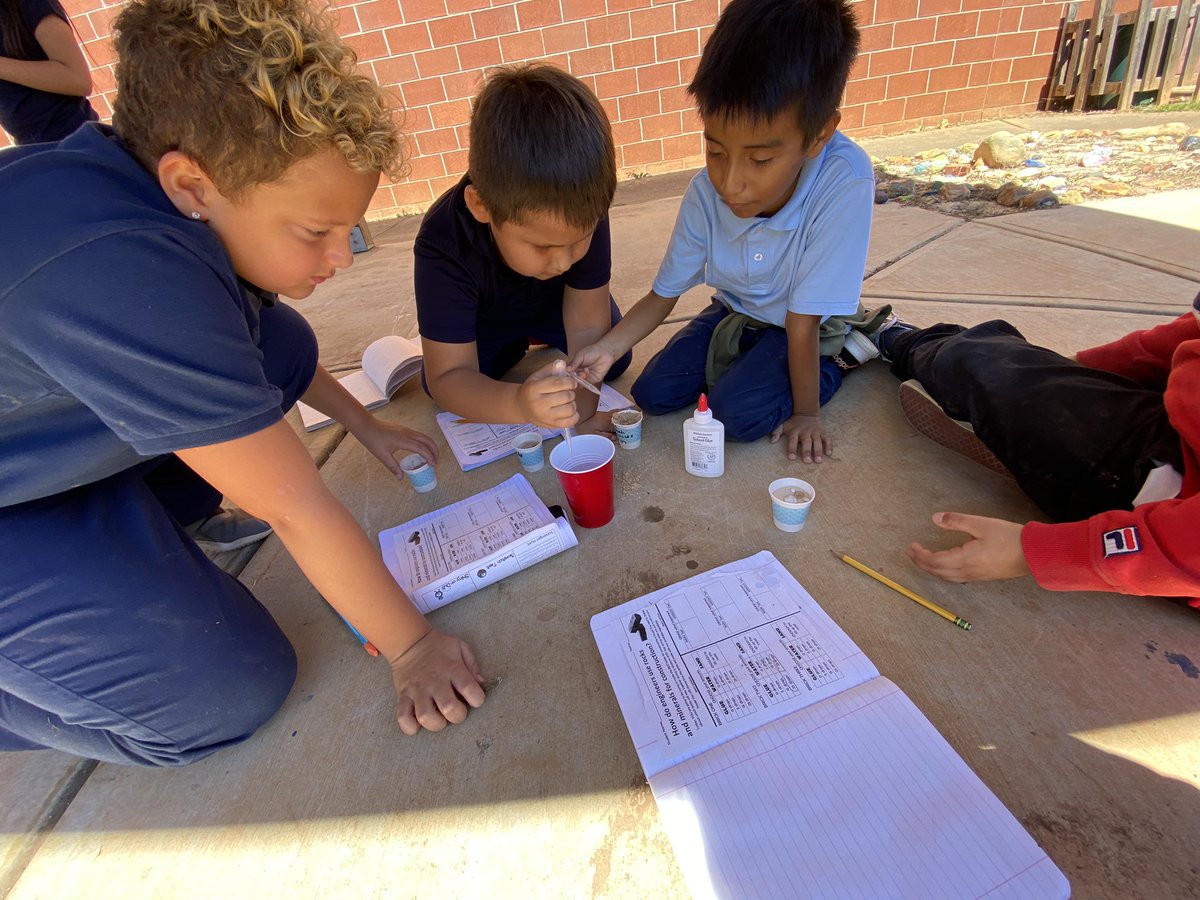 ashleybaconmize's tweet photo. @jacksonSTEMlab it was great to see you and the 3rd graders using our outdoor learning space! Your lessons are always engaging!#StemLearningRocks @STEMsally @STEMTania https://t.co/egSBvXFuL6