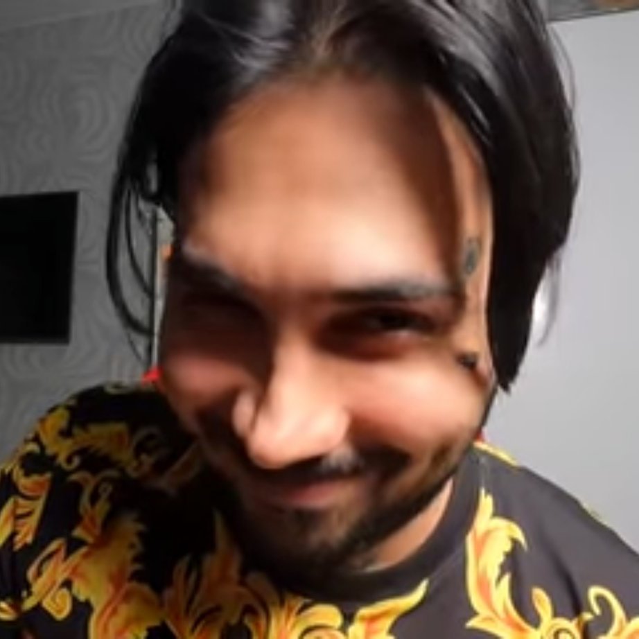 قوی سیاه tweet media