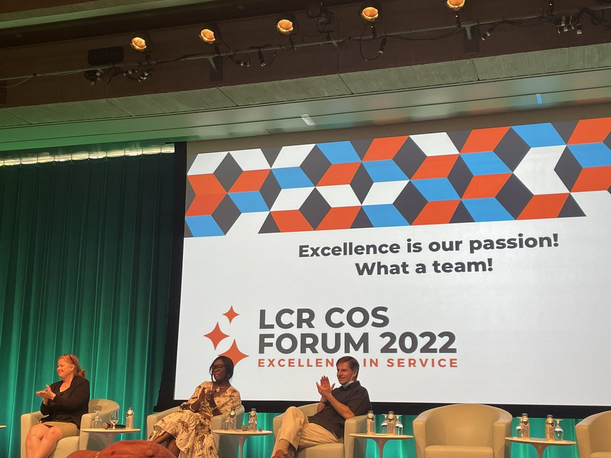 samaharaha's tweet photo. Fuentes de inspiración @CF_Jaramillo @Seynabou_Sakho 🙌🏽 y los mejores colegas de LAC 🇲🇽🇨🇱🇩🇴🇨🇴🇧🇷 + ✨ #YouthEngagement #LACOps @BancoMundialLAC https://t.co/8l7AVzB4ae
