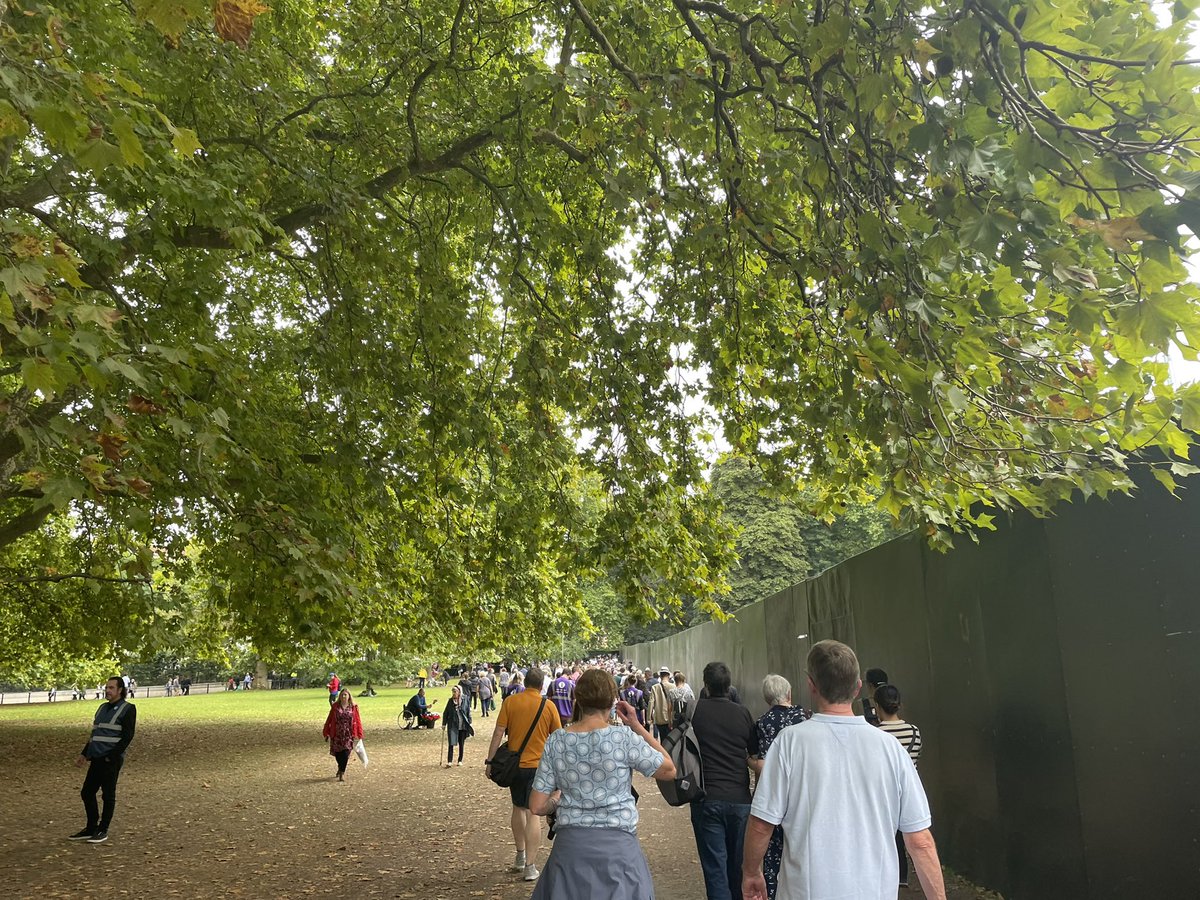 NoahKeate's tweet photo. Today I reported from Buckingham Palace and Constitution Hill with @mdrubins for the South West Londoner (@SW_Londoner) as the Queen’s funeral cortège returned home.

We spoke to numerous individuals who offered their reflections on such a historic period. An unforgettable day. https://t.co/tCnUDflfCy