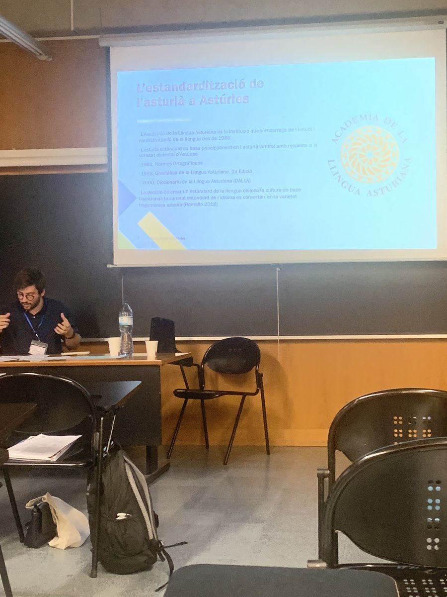 marclia's tweet photo. Estandardització de l’asturià, l’amestáu… Una comunicació molt interessant de @VictorBargiela a @icriml @univgirona https://t.co/BplgX5crmN