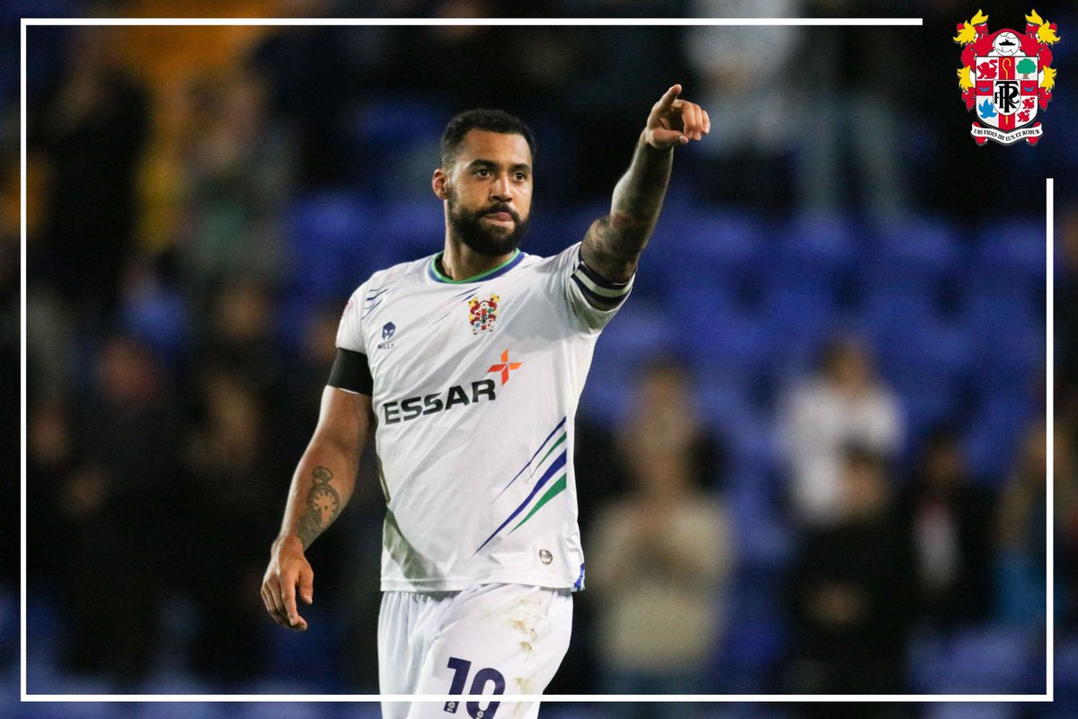 TranmereRovers's tweet photo. 💙 A special goal for @kaneh10_ who points to the shirt in @trfccommunity campaign he put there in memory of a family friend

#TRFC #SWA #suicideprevention https://t.co/ptO12T9liu