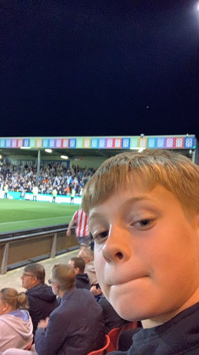Sam supporting <a href="/LincolnCity_FC/">Lincoln City FC 🇺🇦</a> tonight against the Sheep! #wehatederby #NFFC 🐑