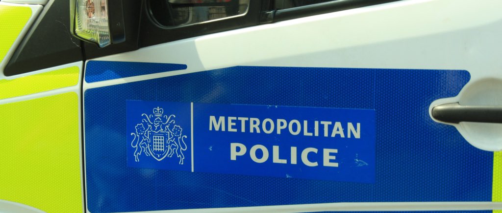 MPFed's tweet image. Being a firearms officer in London is one of the world's toughest jobs. Officers - volunteers - know the responsibility/accountability that comes with it and deserve our support. Ill-informed commentary from those in positions of power following any tragic incident is unwarranted