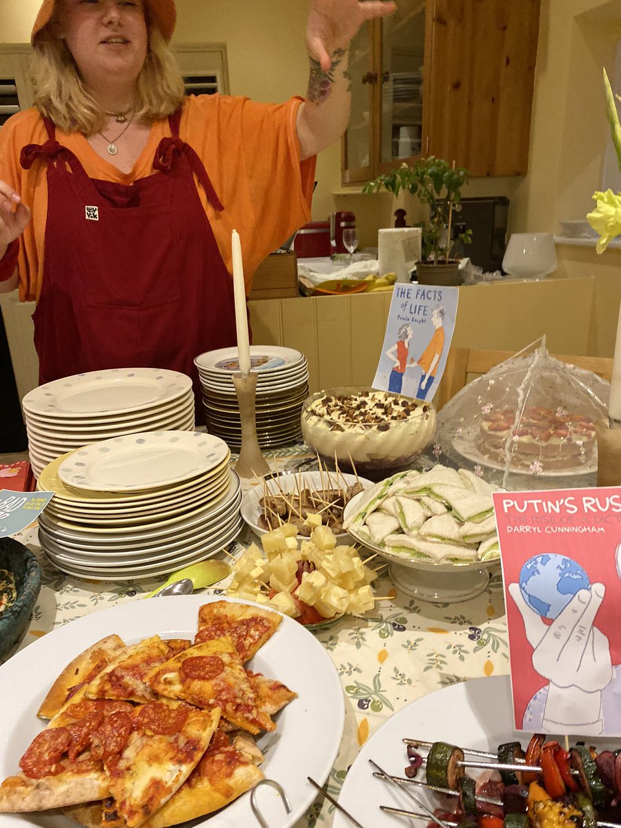 comicopera's tweet photo. At #Barnham #graphicnovel group I guested at last week @Oddcrocs provided FAB food themed on the 4 @MyriadEditions books they’ve discussed! #PutinsRussia @AcmeDarryl #TheFactsofLife @Paula_JKnight #TheBadDoctor @TheBadDr #TheWolfofBaghdad @TSMCartoons 🙏#PaulWilson @danyahmiller https://t.co/BLZWklz7v7
