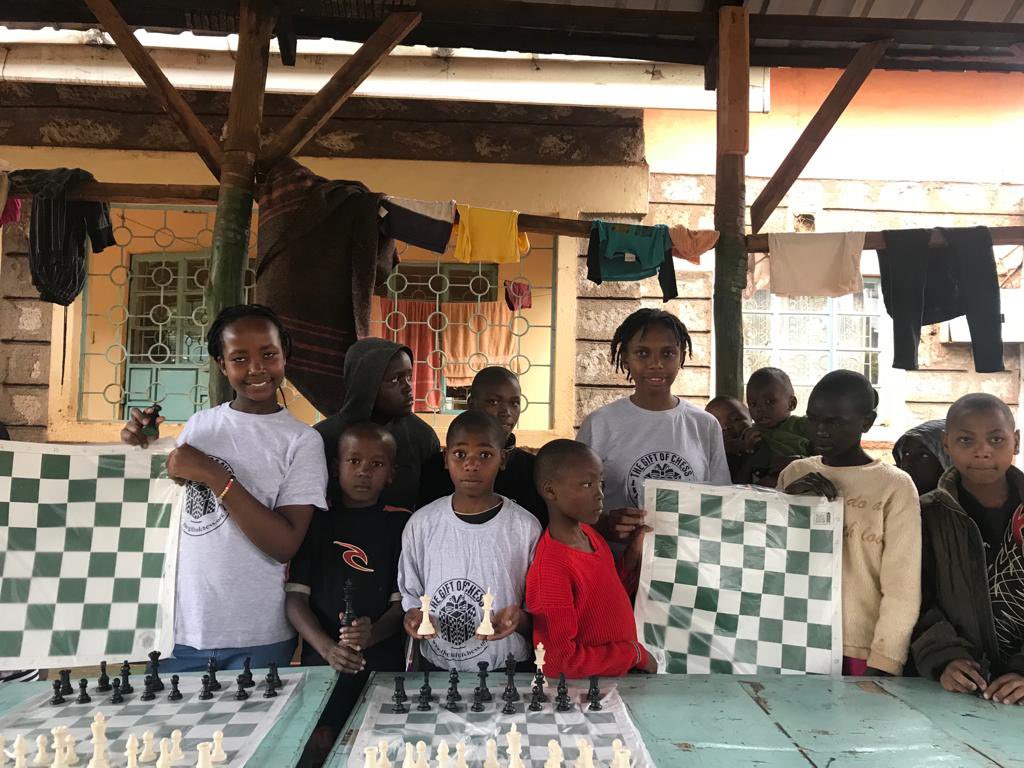 The Gift of Chess tweet media