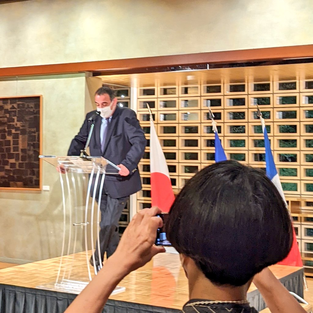 _prtl's tweet photo. A wonderful night at the French embassy in Tokyo. https://t.co/9LHkqyQc7Y