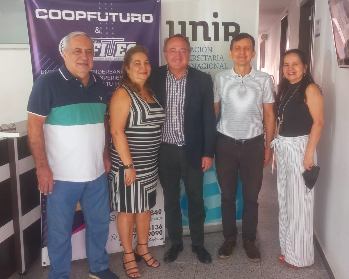 UNIR_Colombia's tweet photo. 🤝 ¡La Tecnológica FITEC (@virtualfitec) y @UNIRuniversidad mantienen su alianza estratégica!
👥 Hoy en Bucaramanga, Manuel Herrera, Director Académico de Relaciones Internacionales de #UNIR se reunió con el equipo directivo de #FITEC encabezado por la rectora Fabiola Montero. https://t.co/YiG7CVv9TJ