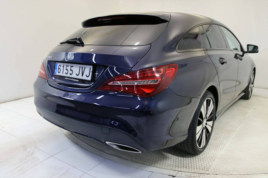 autosalhambra's tweet photo. 😎 Con este #CLA Mercedes ha conseguido un sedán con línea claramente deportiva y la agilidad y comportamiento de un compacto: lo tiene todo. 🔝

🙌 Precio y equipamiento: https://t.co/ylaIxl06Nz https://t.co/5jZEKEbOjC