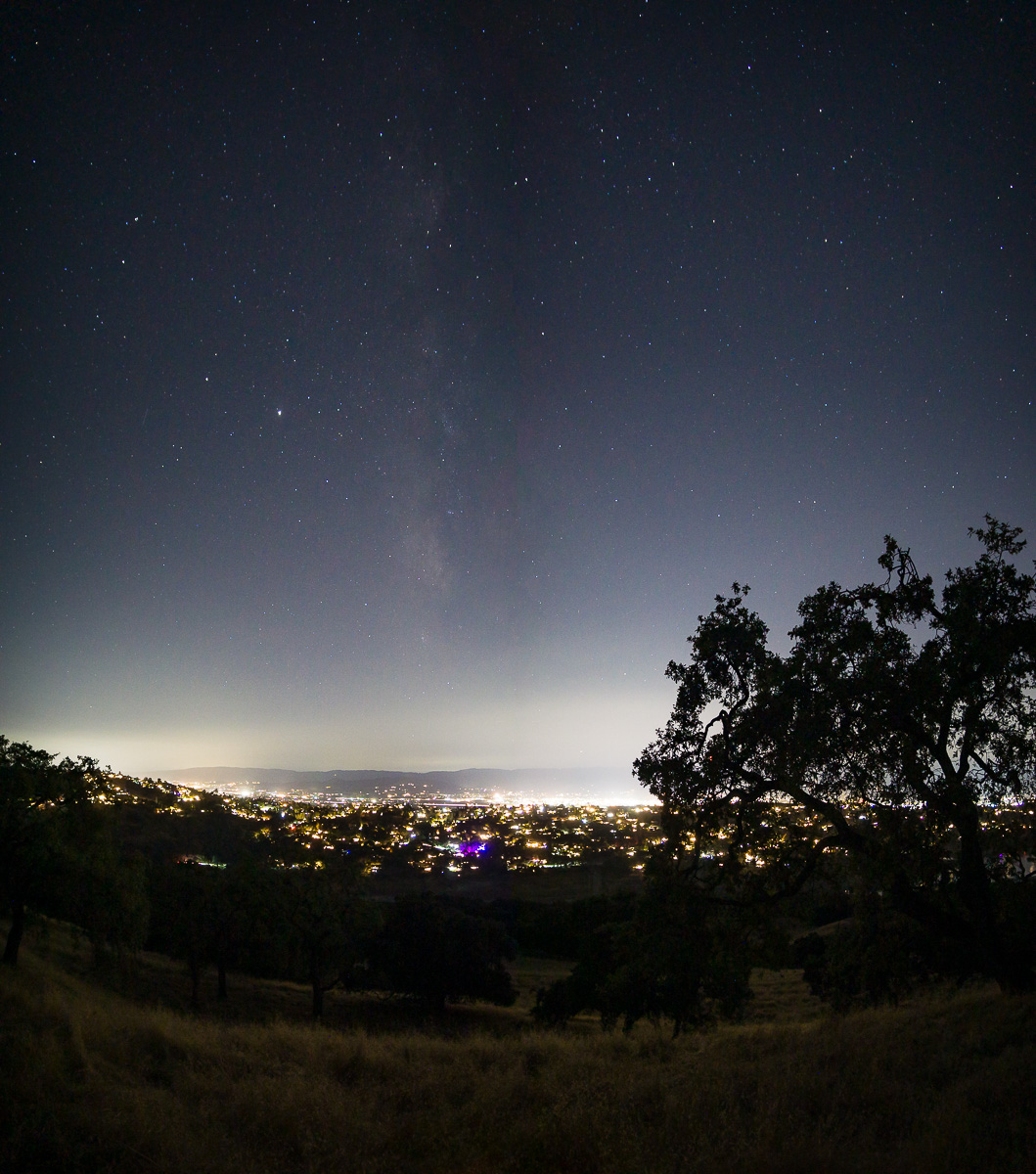 macNcheez78's tweet photo. To capture the deep, contrasty images of the Milky Way you need to venture far from the spread of light from cities and towns. I don't always have enough time to drive hours away when the bug bites me to go shoot the night sky. 

@visitmorganhillca @calparks https://t.co/WZbZuy8tcJ