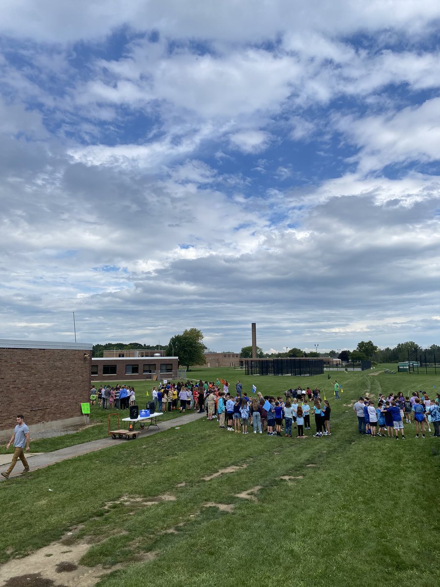 Lewiston-Porter MS tweet media