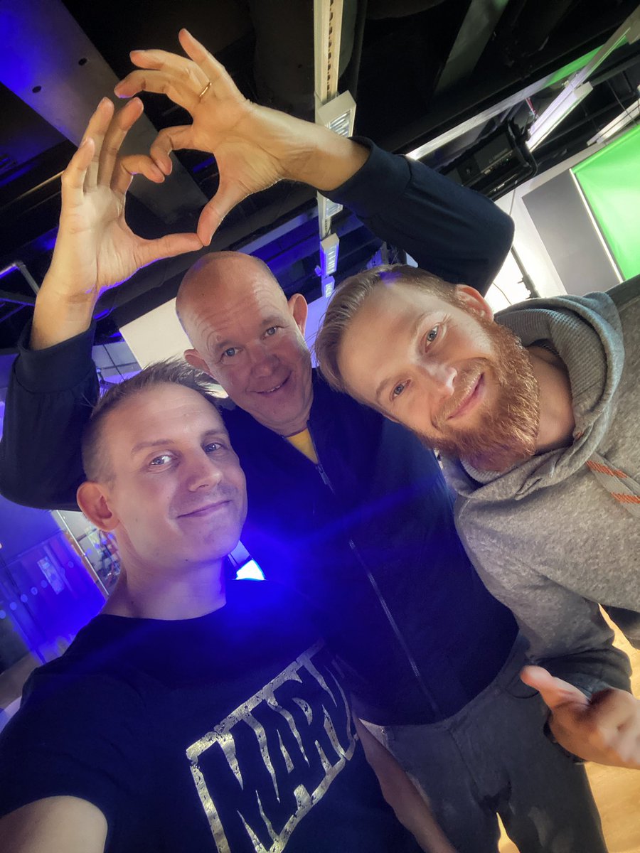 RuinedFilms's tweet photo. DNA #PinnanAlle kampanja on tämän vuoden osalta purkissa!
Kiitos Niklas Kuosmanen, @KajKunnas , Anna Jursinov , Roosa Linnavirta ja kaikki mahtavat vieraat! Toivottavasti nähdään taas ensi vuonna! 
@DNA_fi #inez #filmmaking #director #vpremium #cmore https://t.co/H1W1HycMbi