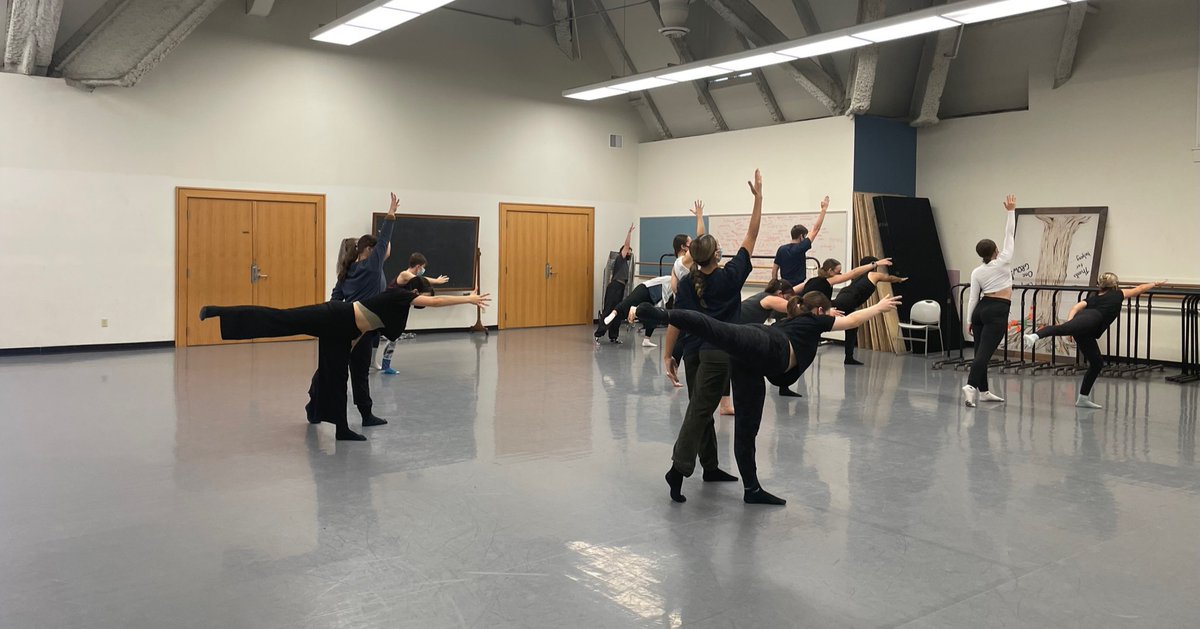 Last week we welcomed guest artist residency of the semester with Alice Blumenfeld. Alice’s passion and background in flamenco culture with the collaboration of our dance students was the driving force of her set work. You can see her piece at the December Dance Concert!