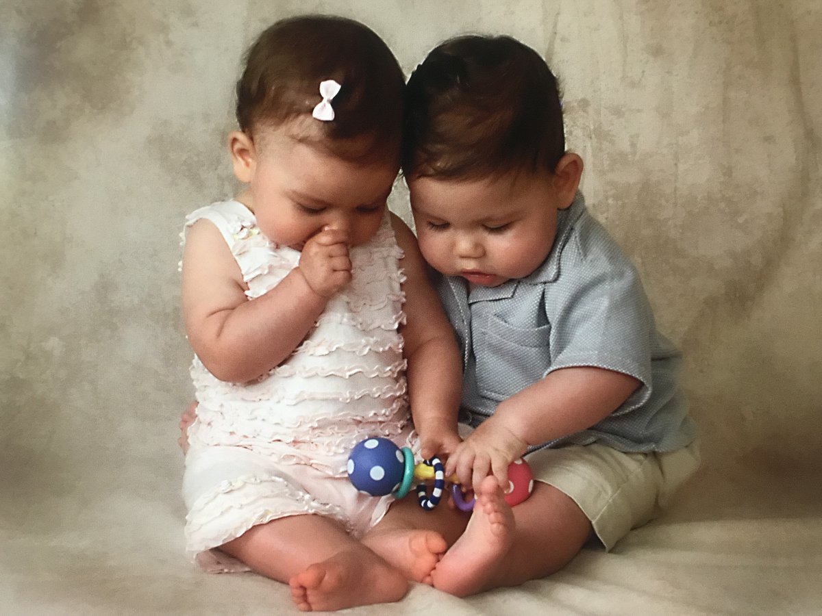 DebbeMagnusen's tweet image. These Rescue Babies were born to a woman with an abusive past. She waited until she was 4 months pregnant to seek prenatal care. When she &amp;amp; the adoptive mom viewed the ultrasounds, they discovered a double blessing!

#projectcuddle #babysaver #twins #nonprofit #pregnant #babies