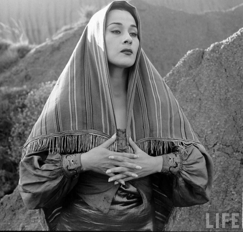 limantigua's tweet photo. Un día como hoy 13 de Setiembre en el año 1922 nació (en la provincia constitucional del Callao) Zoila Emperatriz Chávarri Castillo, conocida por todos como Yma Sumac; soprano peruana muy famosa a nivel mundial.
#UnDiaComoHoy #YmaSumac #Callao #PeruvianSinger https://t.co/5OgvjcqKJ2
