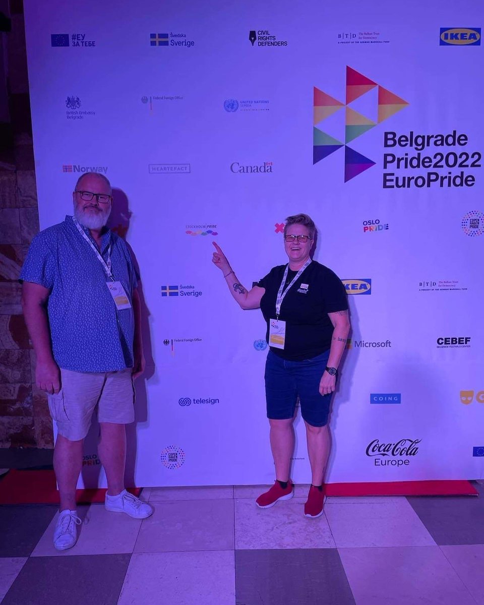 Stockholm Pride är tillsammans med många andra på plats för #EuroPride i Belgrad, Serbien. Polisen har nyligen meddelat att lördagens parad inte kommer få äga rum. Det är givetvis helt oacceptabelt epoa.eu/ban-on-europri…
Foto: Göran Stanton #stockholmpride #epoa #europride