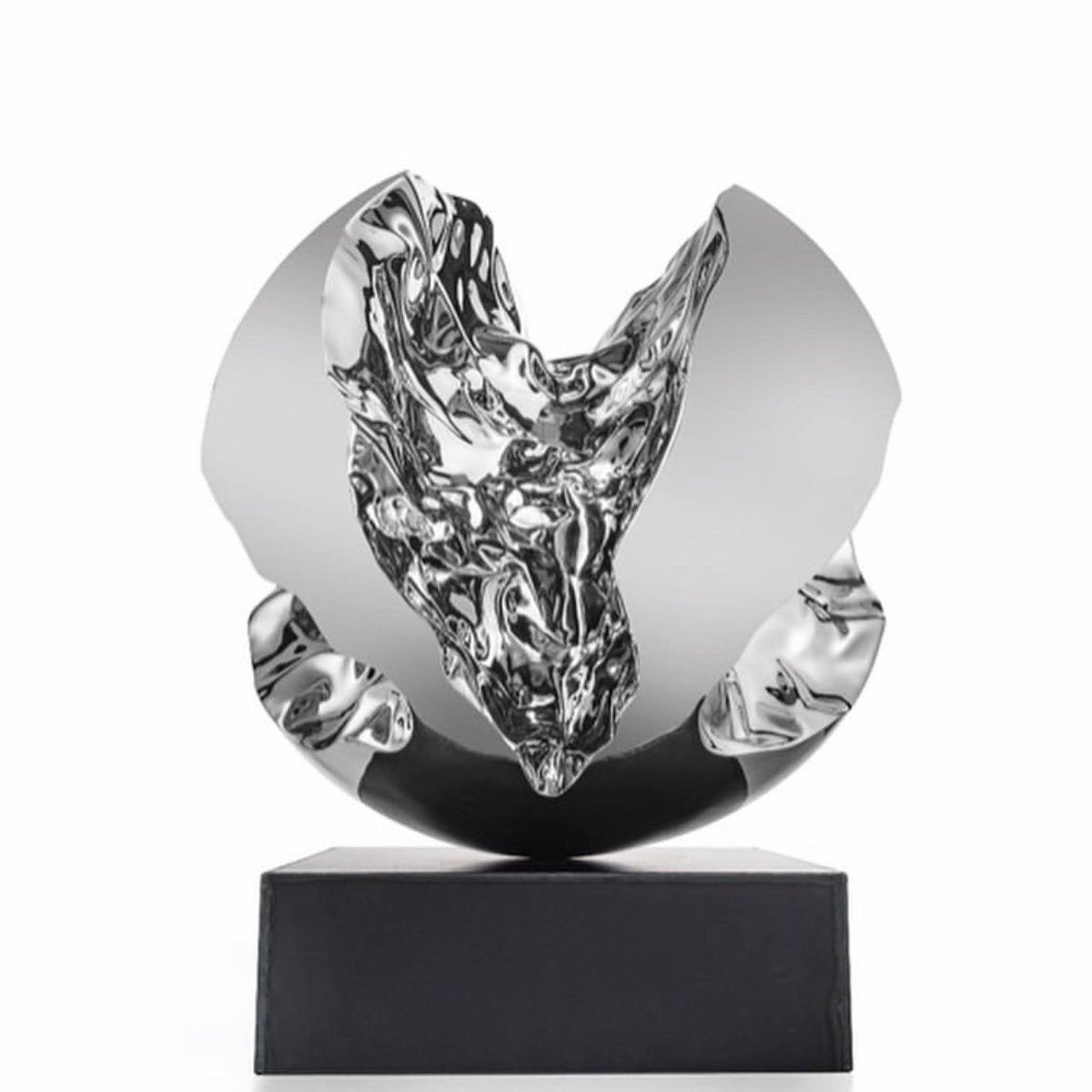 FirettiMara's tweet photo. We are proud to announce our participation at the 17th edition of CI Istanbul 
Come and visit our Booth T8-21
and view the artworks by #Helidonxhixha  #joshrowell #samueleventanni #Ghizlanesahli 

#fair2022 #turkeyartfair #uaegallery #artists #artworks #sculpture #artworld https://t.co/82hoipSTXm