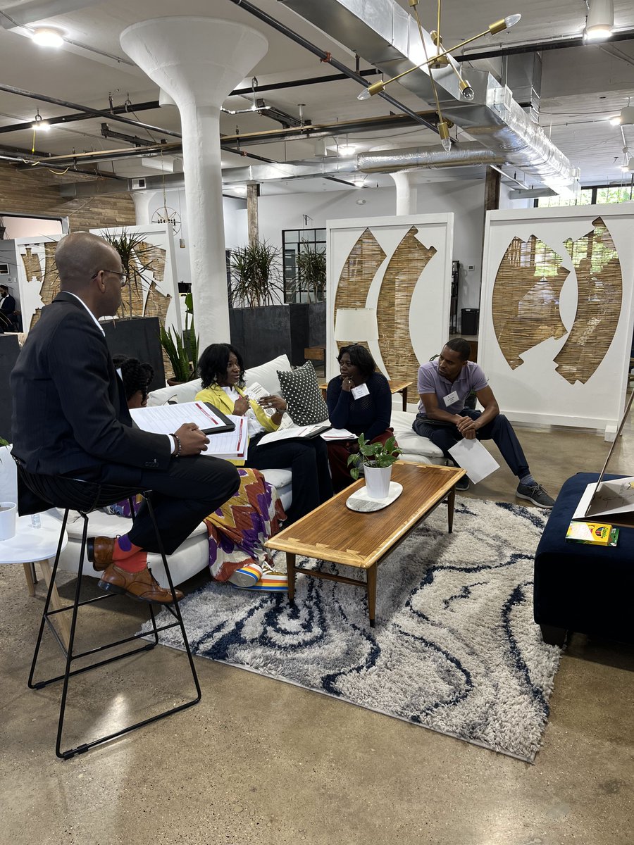 ImpactEDphl's tweet photo. Welcome @DiverseForce Cohort 9! We hosted a wonderful kick-off weekend that was filled with great energy. Shoutout to our amazing partners and participants for their support and engagement!
#boardleadership #diversityequityinclusion #nonprofitboards #diverseforce https://t.co/dstPRalnoT