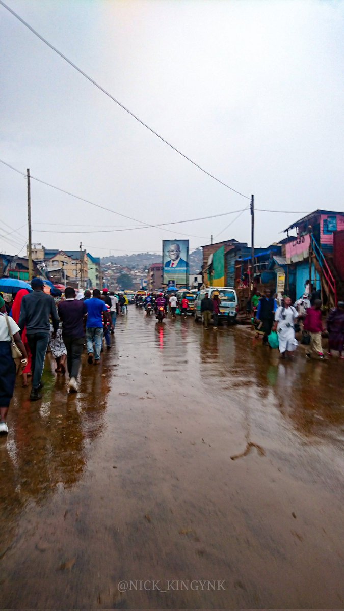 Nick_KingYNK's tweet photo. 🇨🇩#RDC 📌#SudKivu
✨#Bukavu 🚉 #Essence
📅 13.09.2022 🕑 1 8 : 0 0
La Ronde vespérale, la MV sillonne le quartier cher à @gloiremurhigisi et du Prix Nobel Mzee @DenisMukwege
Niko mu Capitale, Ku Essence.
S/Le MV
@benjimk @TheoKASI #LetsGuides #VisitDRC #VisitCongo #VisitKivu https://t.co/dRizYO4LoY