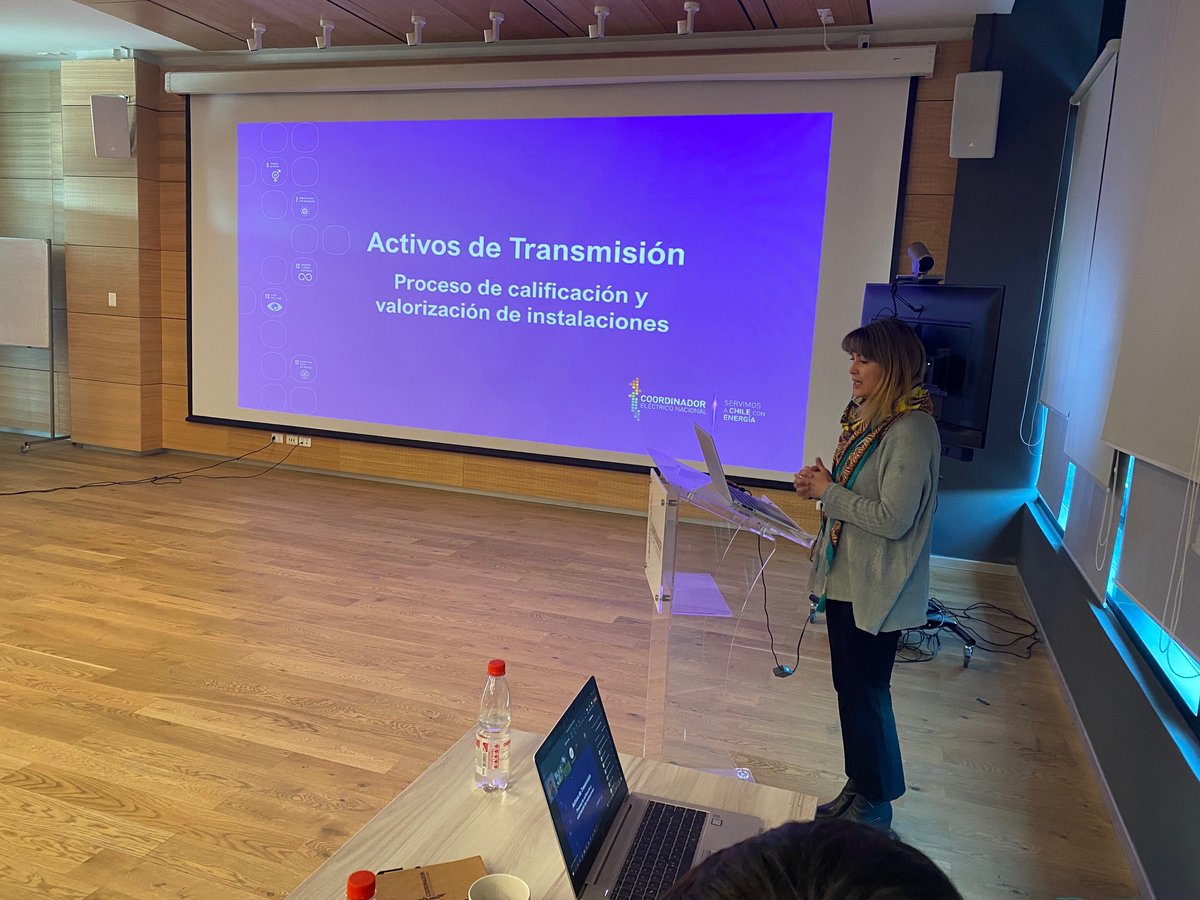 AcenorAG's tweet photo. 🟠Socios de ACENOR tuvieron la posibilidad de visitar el @coord_electrico y asistir a un taller sobre la utilización y carga de información en la plataforma Infotécnica,
📨Si eres #clientelibre y quieres saber más sobre estos temas, contáctanos a acenor@acenor.cl https://t.co/3syyMZU7Vc